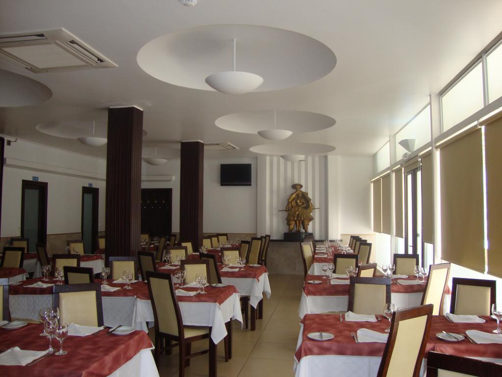 Hotel Pensão Aliança à Guarda Extérieur photo